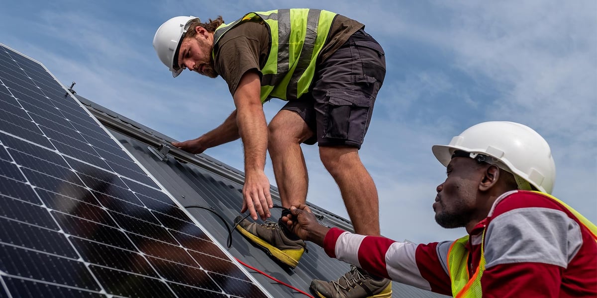 solar installer